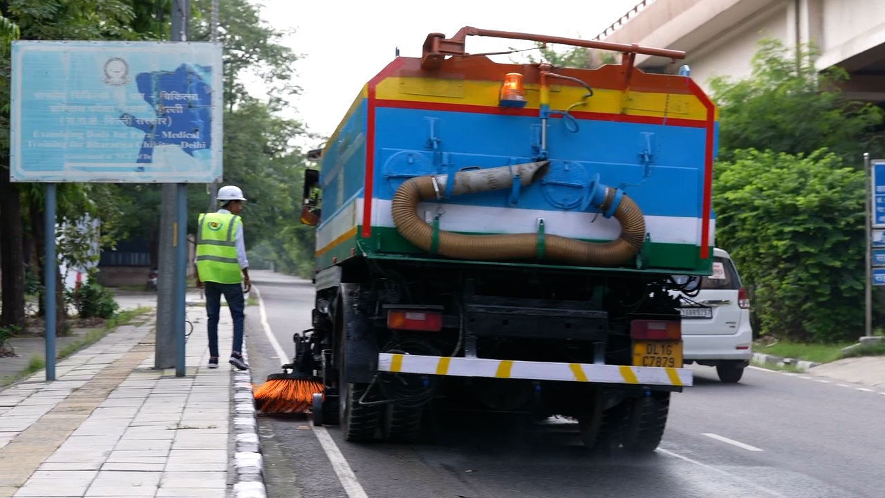 Mechanical Road Sweeper