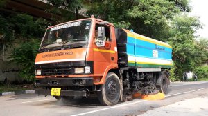 Mechanical-Road-Sweeper-4-5