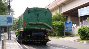 Mechanical-Road-Sweeper-6-0